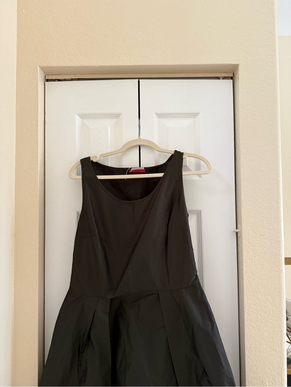 ✨SALE✨Prada dress  ✨SALE✨ - Picture 2 of 10
